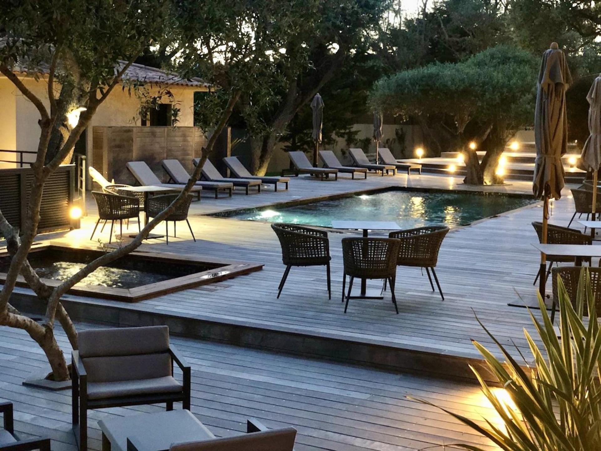 Hotel E Tre Stelle Бонифачо Екстериор снимка