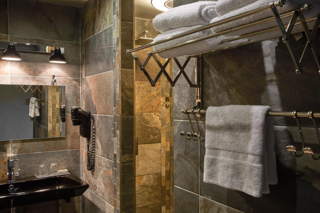 Hotel E Tre Stelle Бонифачо Екстериор снимка